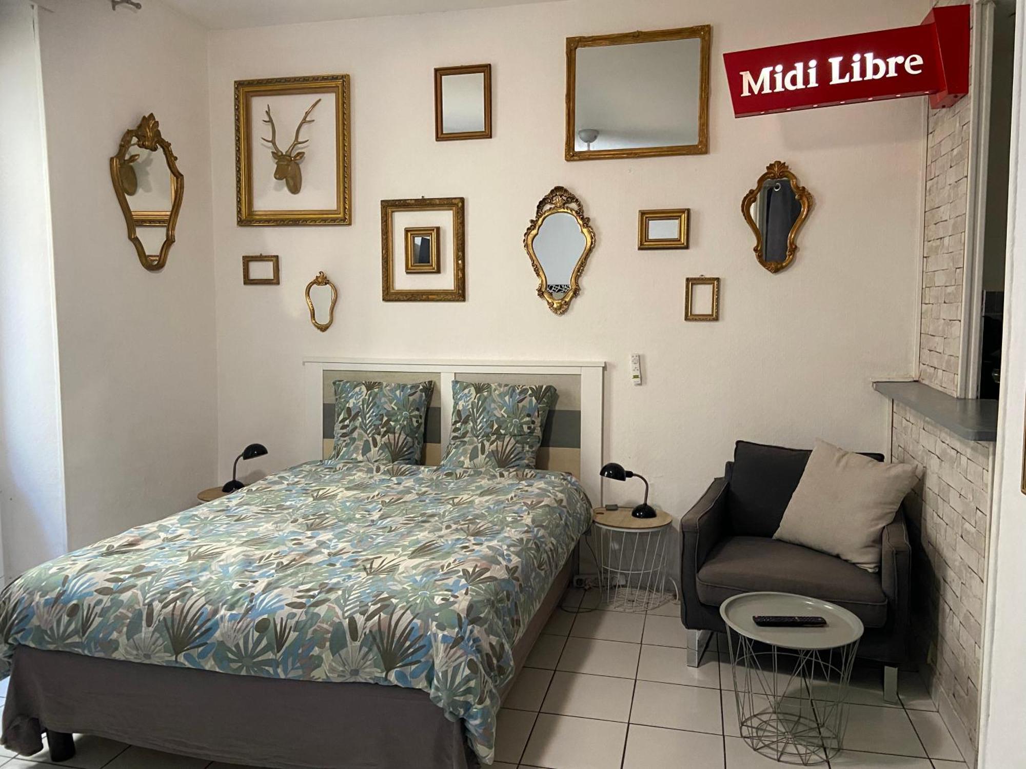 Studio Triangle Arene Gare Maison Carree Placette نيم المظهر الخارجي الصورة